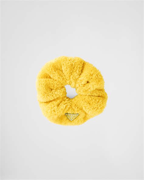 Terry scrunchie in yellow 